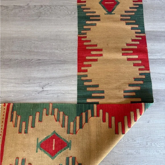 Turkish kilim rug runner Tan Red Green 100% Wool Excellent Condition - Picture 2 of 9